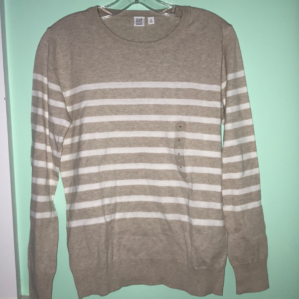 Gap Sweater